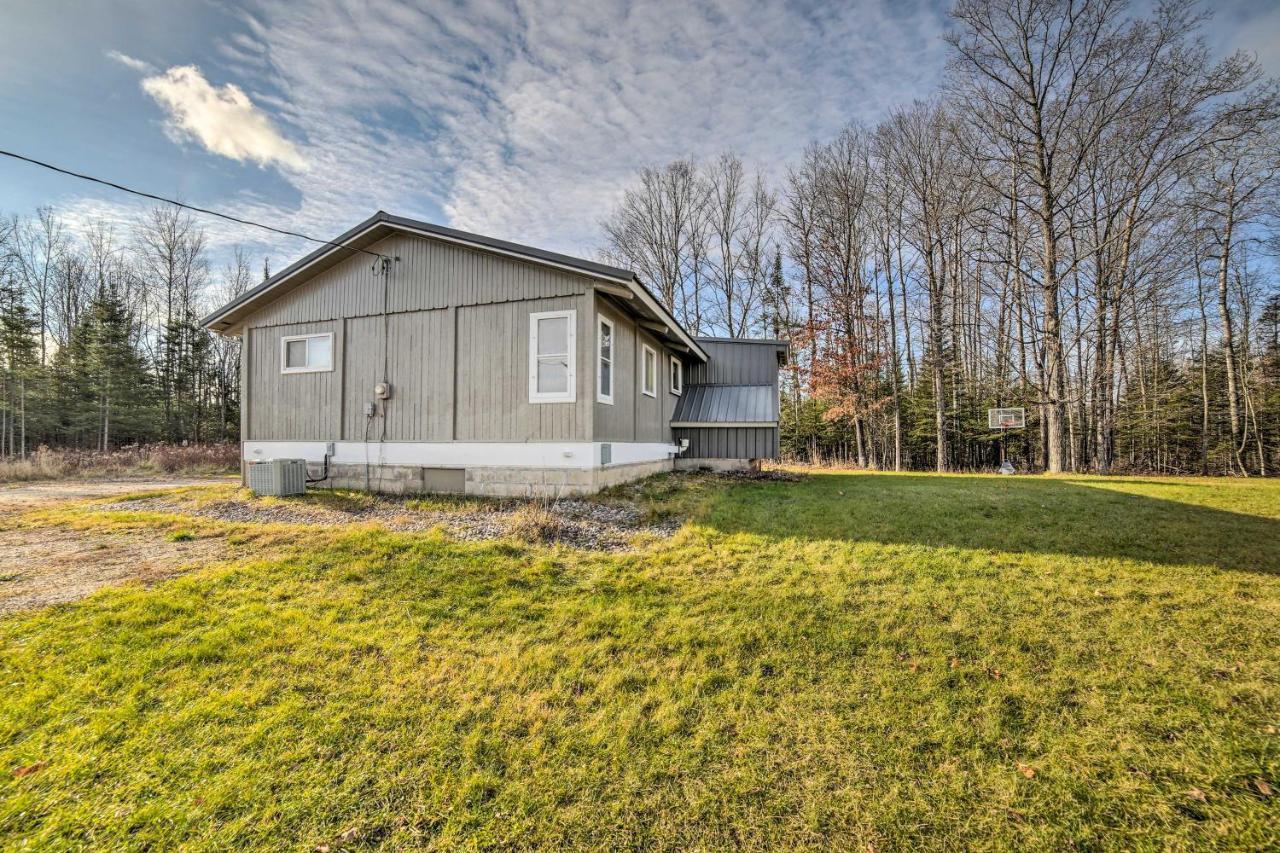 Cornell Home With Fire Pit And Hunting Access! Екстер'єр фото